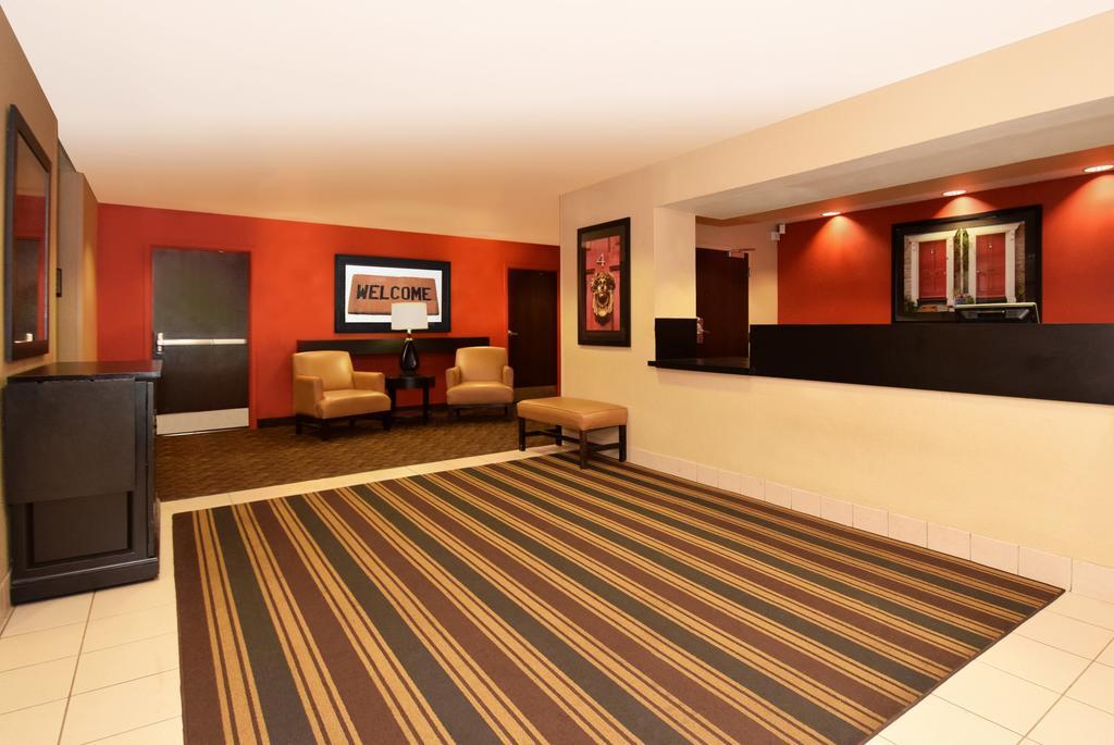 Extended Stay America Select Suites - Chicago - Даунърс Гроув Екстериор снимка