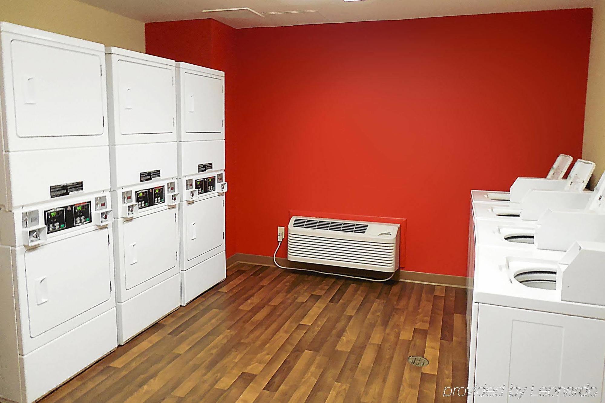 Extended Stay America Select Suites - Chicago - Даунърс Гроув Екстериор снимка
